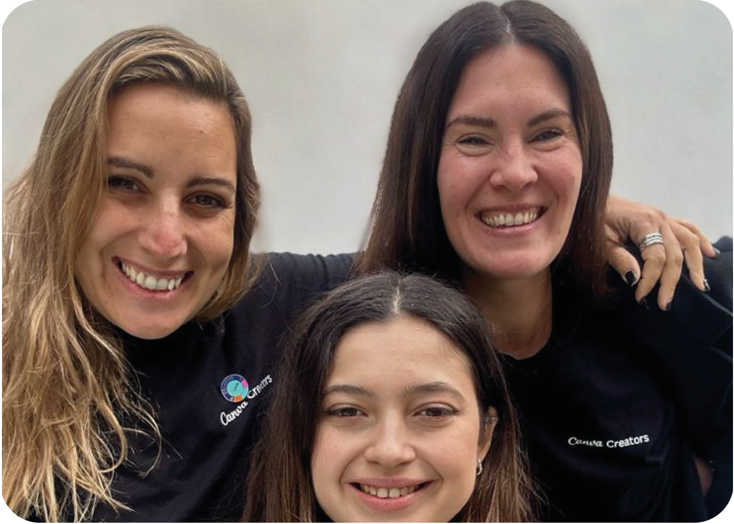 Foto de Chachi Flores, Ceci Feiner y Maru Cabezas